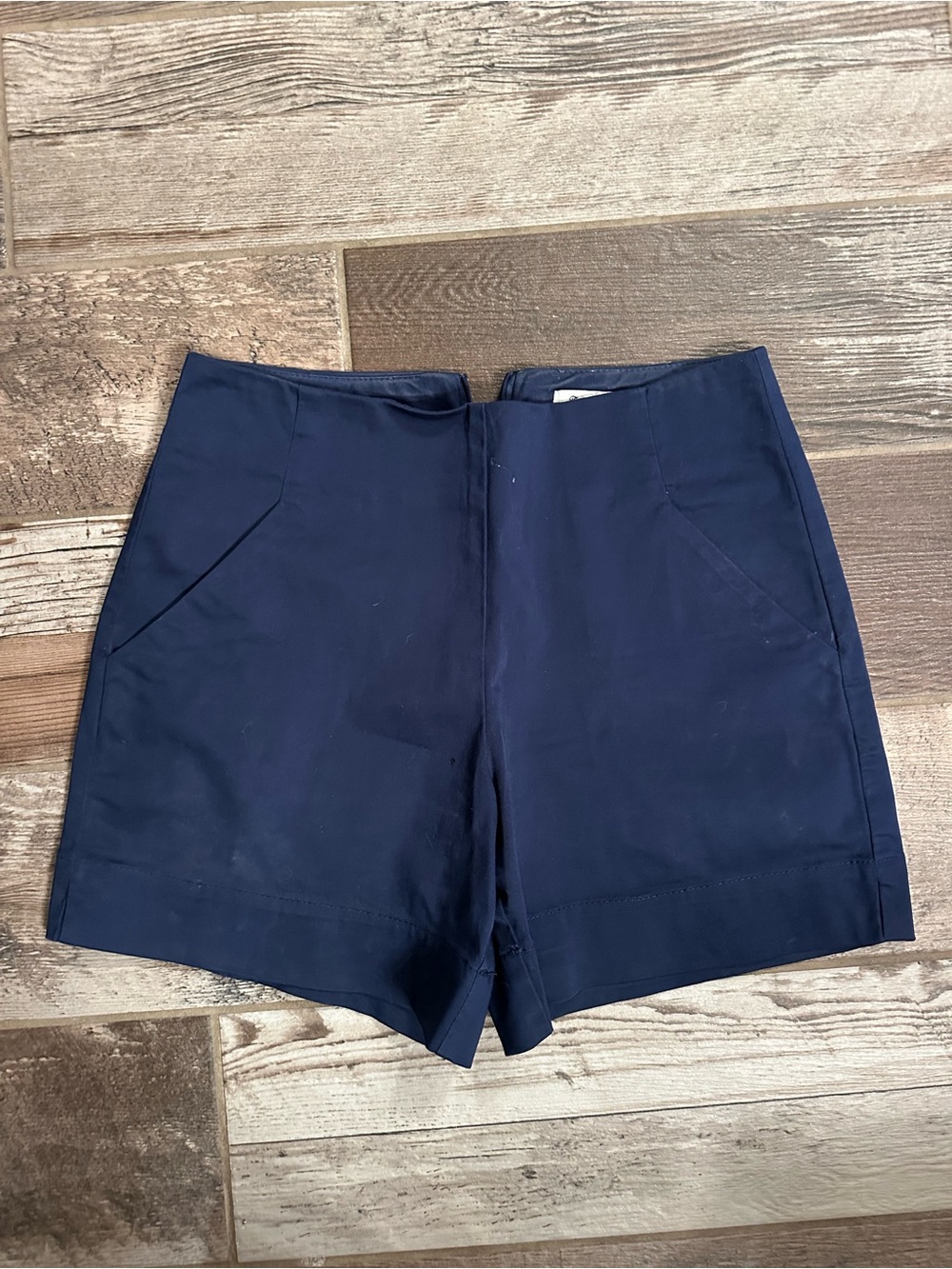 Tommy Bahama Navy High-Waist Tailored Shorts